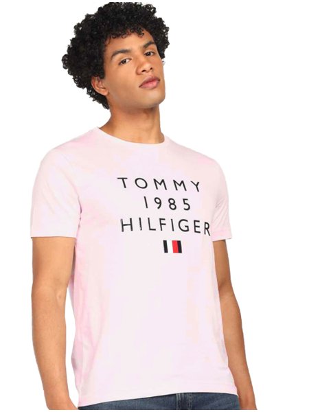 Camiseta Tommy Hilfiger Masculina Core Corp Letter Logo Rosa Claro