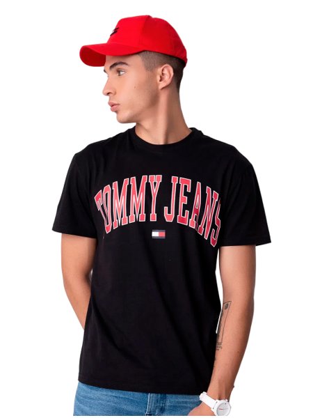 Camiseta Tommy Jeans Regular Classic Collegiate Flag Preta