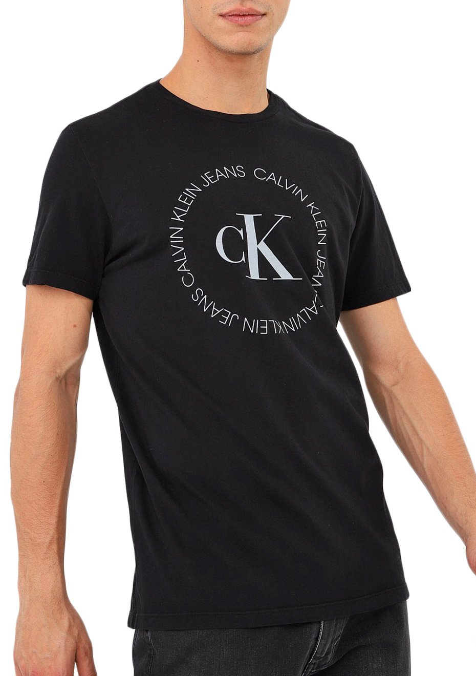 camiseta calvin klein logo