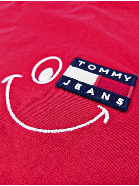 Camiseta Tommy Jeans Masculina Smiley Badge Graphic Vermelha