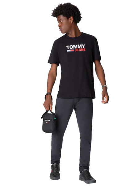 Camiseta Tommy Jeans Masculina Corp Logo Preta