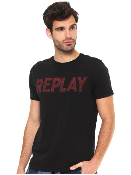 Camiseta Replay Masculina Stamp Silk Red Logo Preta