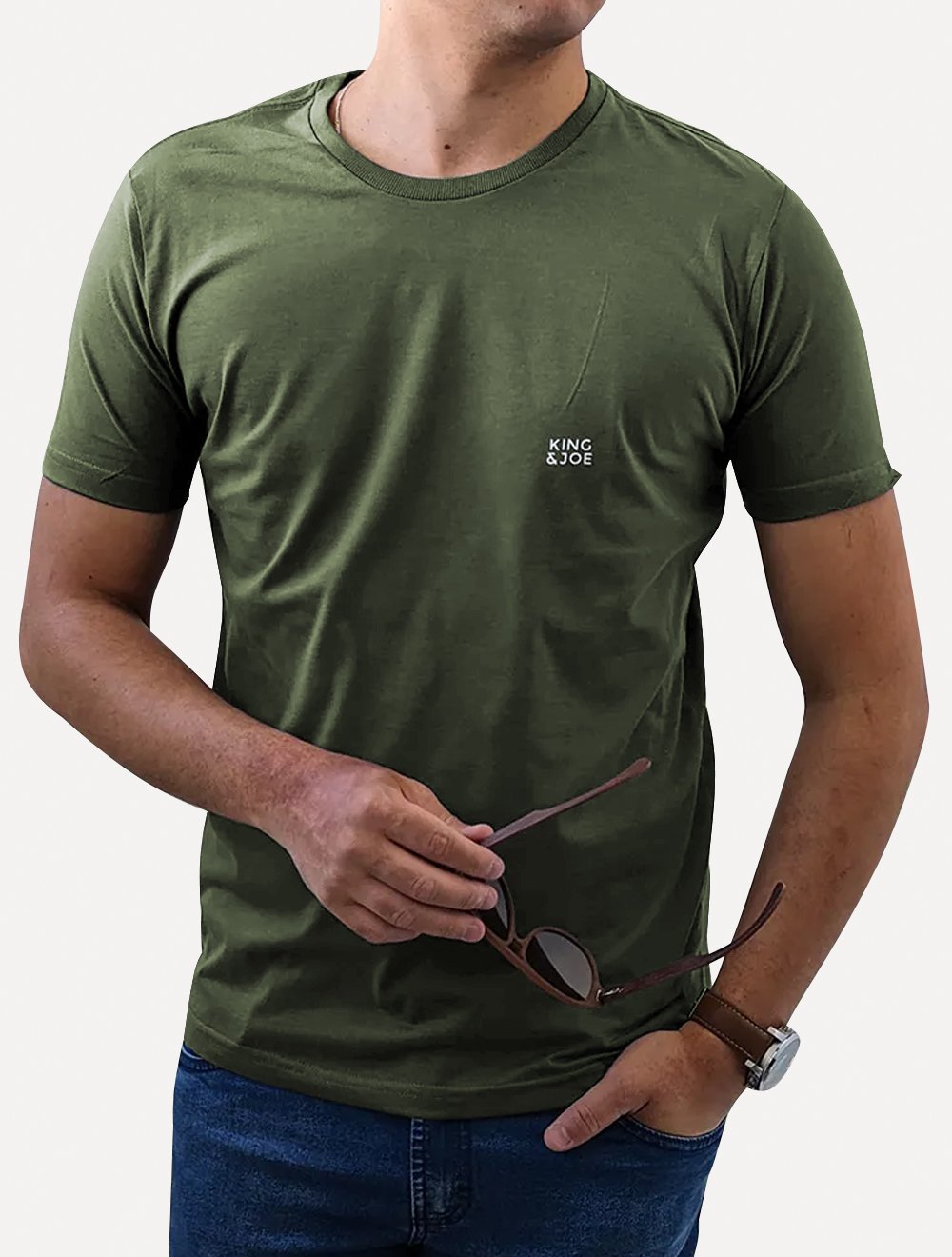 Camiseta King & Joe Masculina Slim Basic Light Small Logo Verde Militar