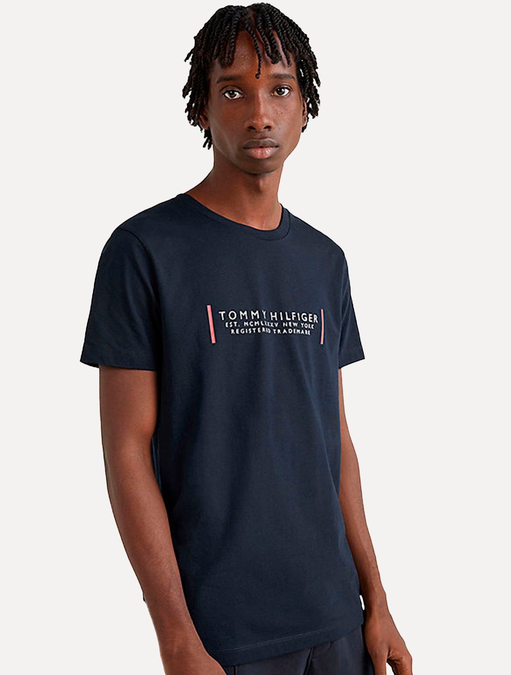 Camiseta Tommy Hilfiger Masculina Text Bar Corp Azul Marinho