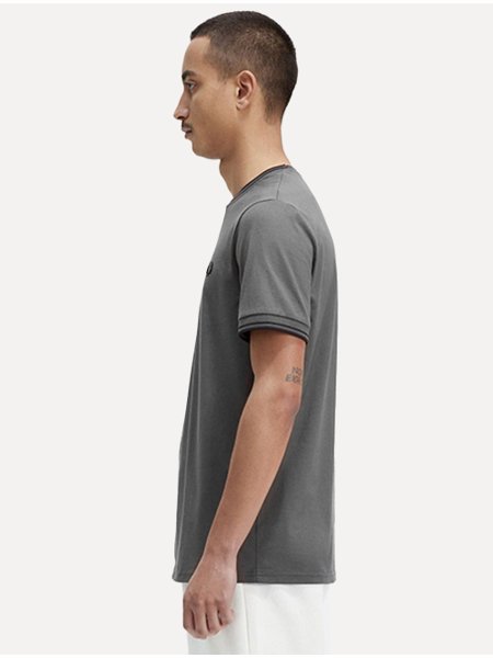 Camiseta Fred Perry Masculina Regular Twin Tipped Verde Escuro