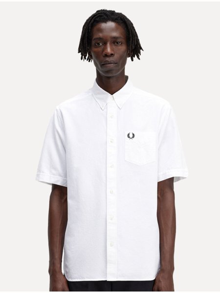 Camisa Fred Perry Masculina Manga Curta Oxford Pocket Black Logo Branca