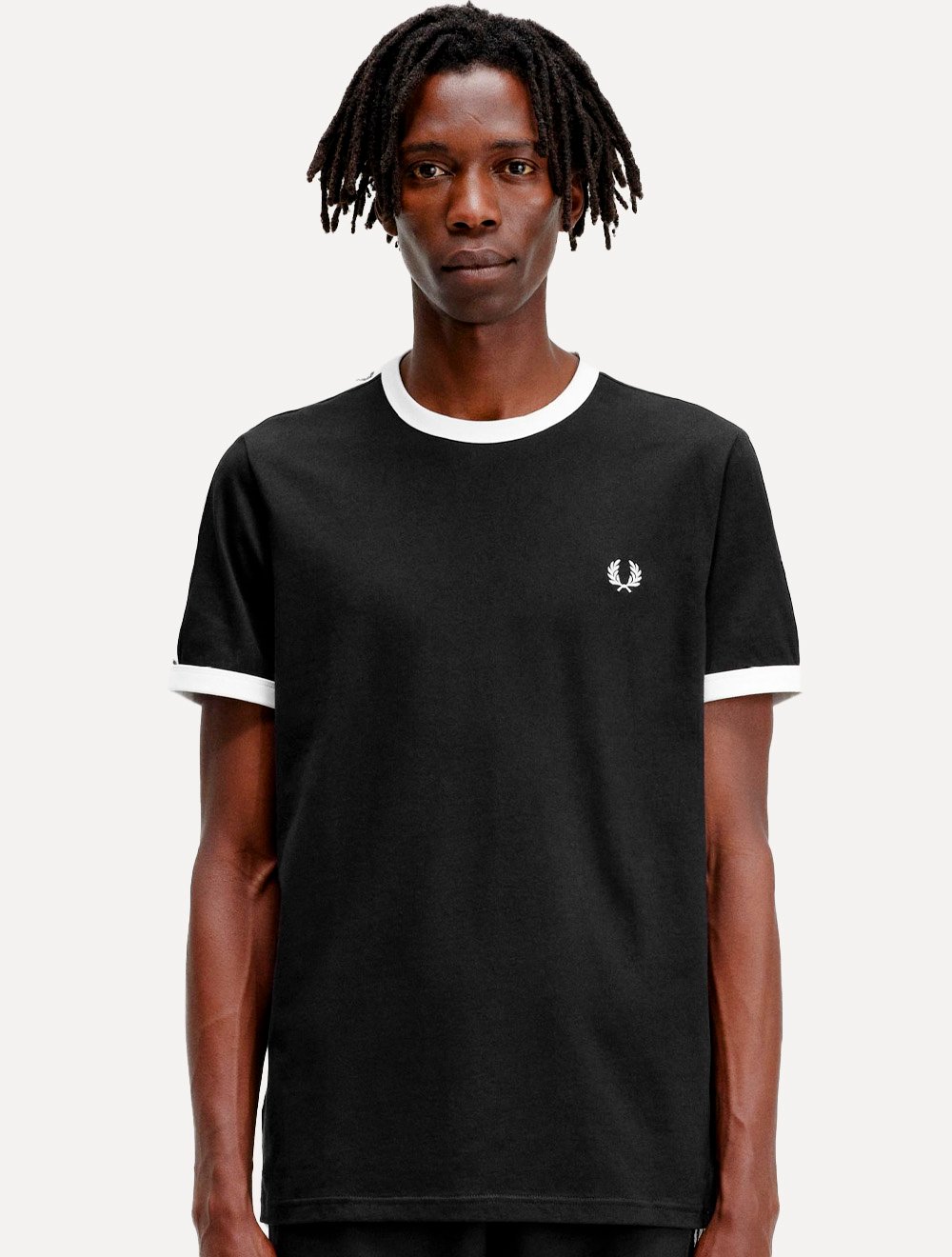 Camiseta Fred Perry Masculina Regular Taped Ringer Preta