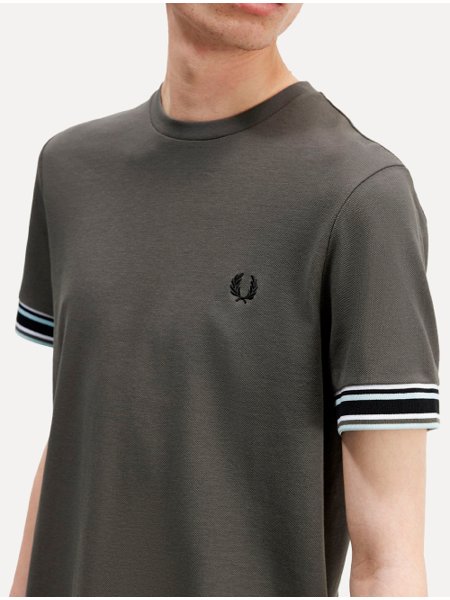 Camiseta Fred Perry Masculina Regular Piquet Bold Tipped Verde Escuro