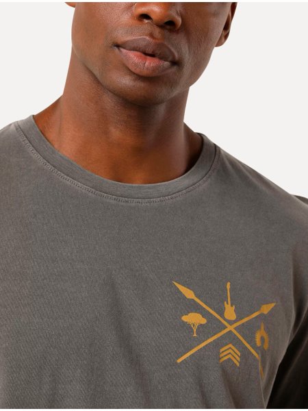 Camiseta Osklen Masculina Slim Stone Amazon Symbols Chumbo
