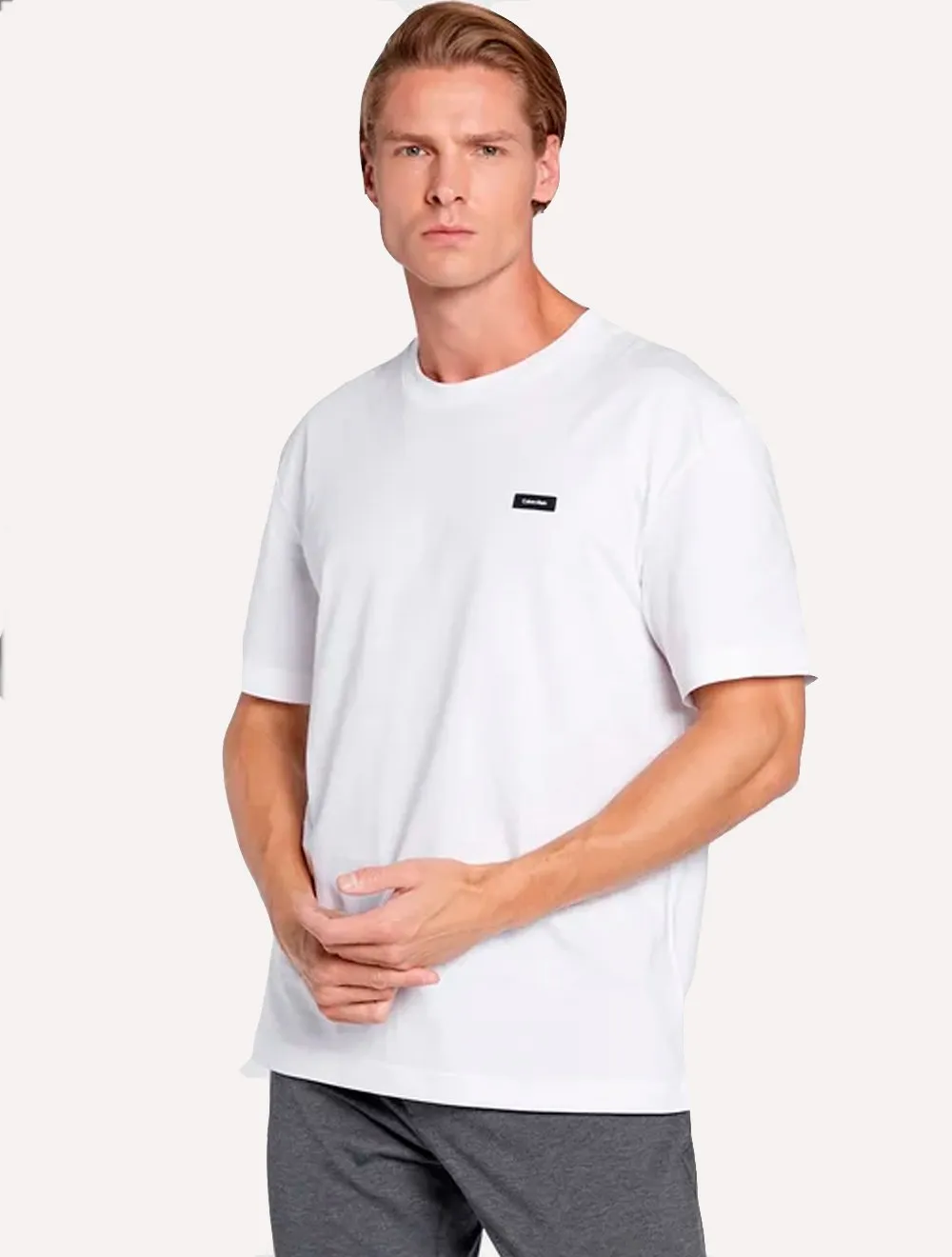 Camiseta Calvin Klein Masculina Comfort Fit Rubber Patch Branca