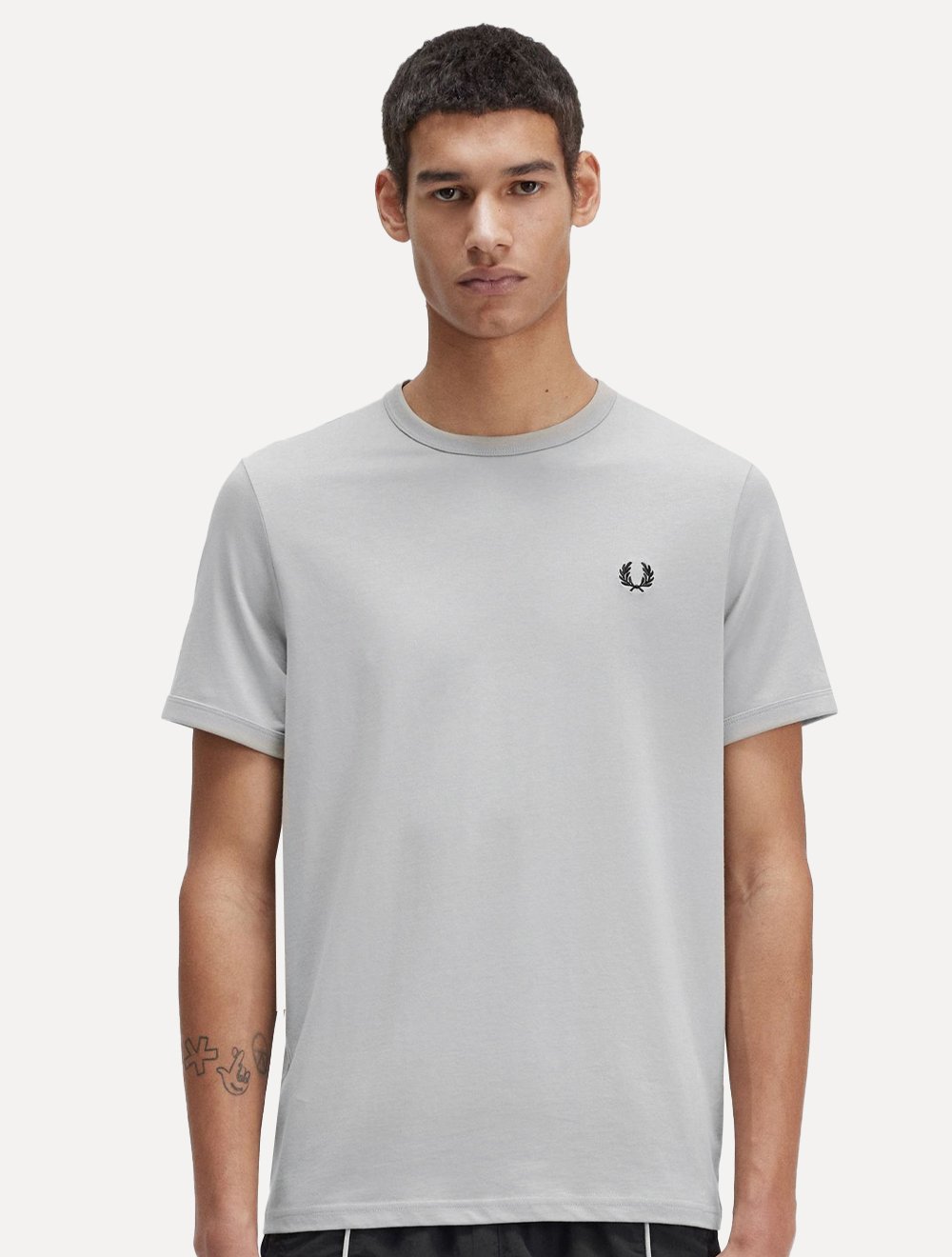 Camiseta Fred Perry Masculina Regular Ringer Logo Cinza