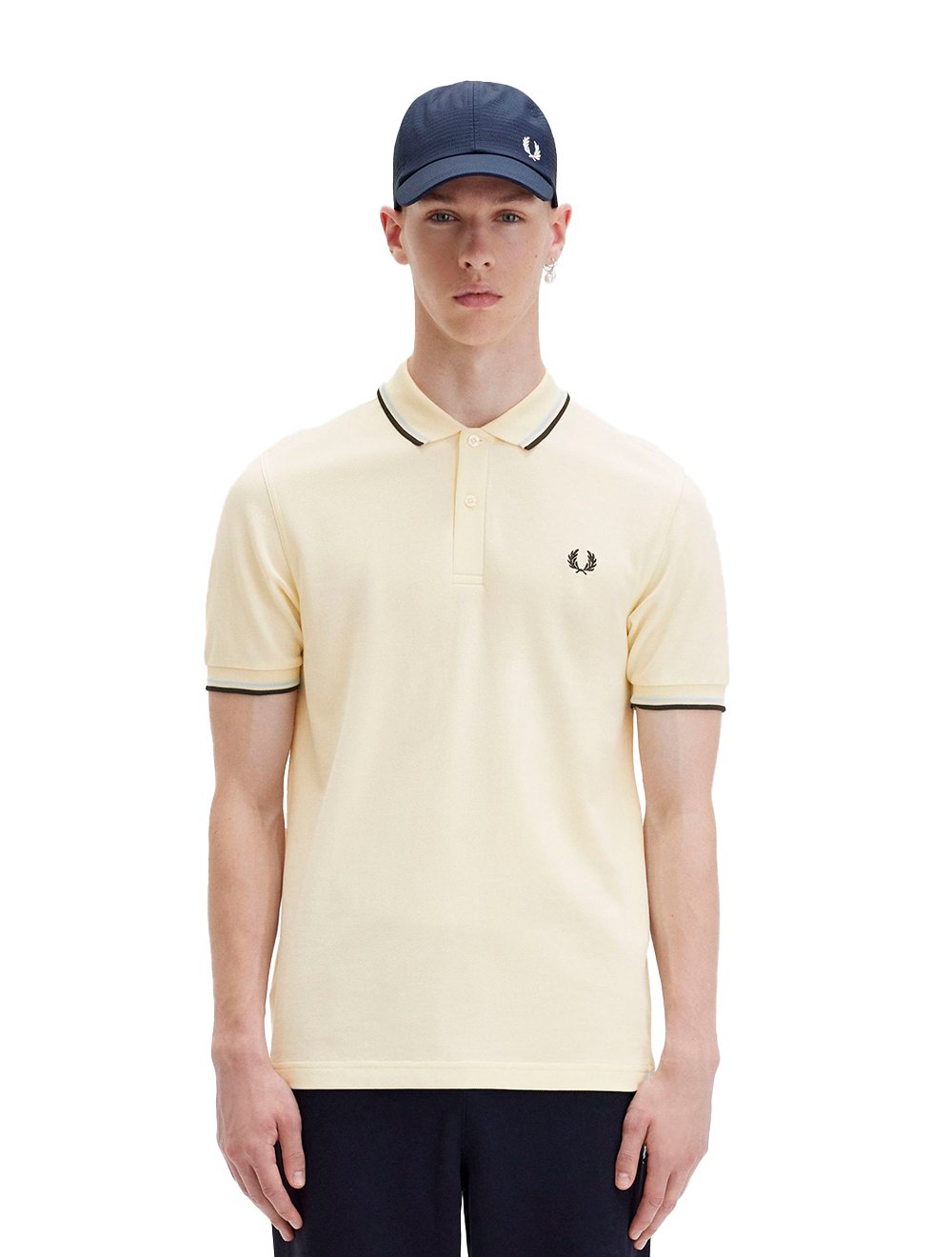 Polo Fred Perry Masculina Piquet Regular Color Twin Tipped Amarelo Claro
