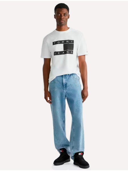 Camiseta Tommy Jeans Masculina Classic Spray Flag Branca