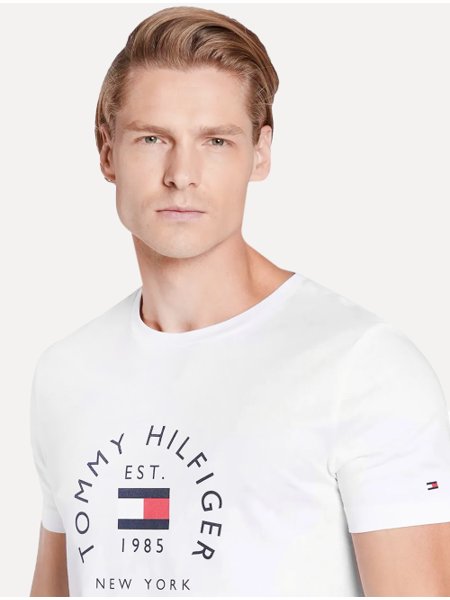 Camiseta Tommy Hilfiger Masculina Arch Logo Est.1985 Branca