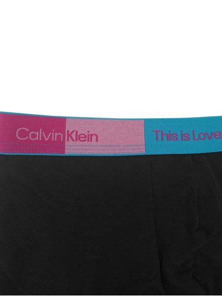 Cueca Calvin Klein Boxer Trunk Cotton Pride This Is Love Preta 1UN