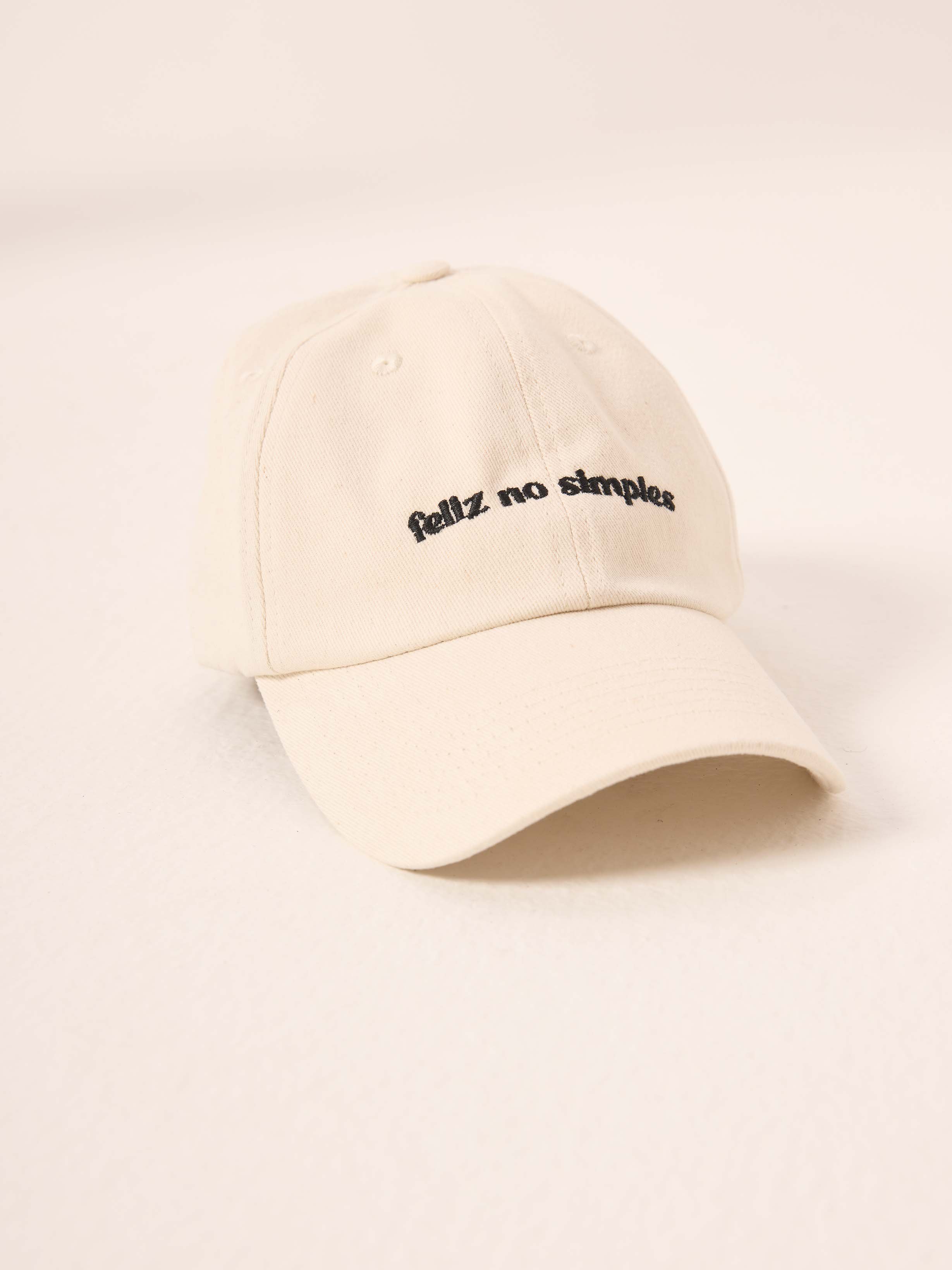 Bone Simplis Boné Feliz No Simples Off White | PANÔ | Resortwear Carioca