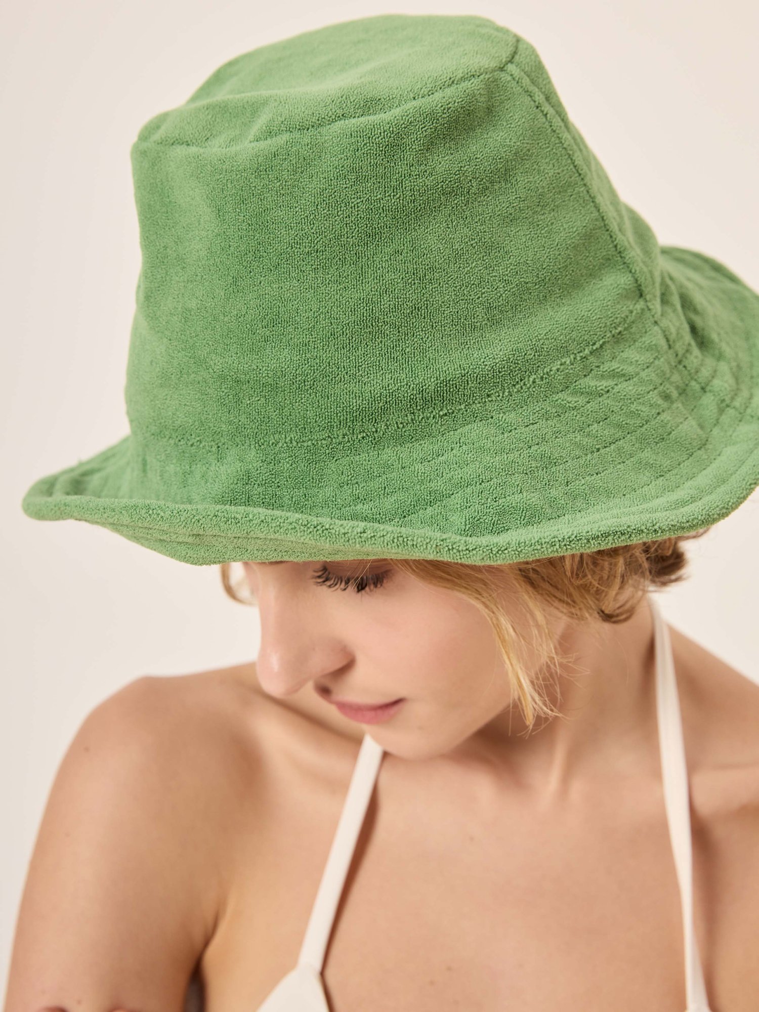 Bucket Atoalhado Sálvia PANÔ Resortwear Carioca Bucket Atoalhado Sálvia PANÔ Resortwear Carioca