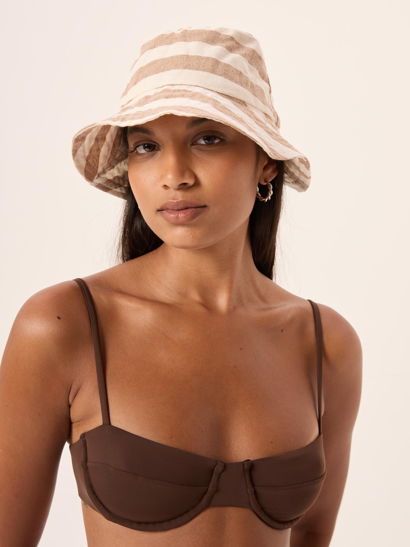 Bucket Sanca Areia | PANÔ | Resortwear Carioca