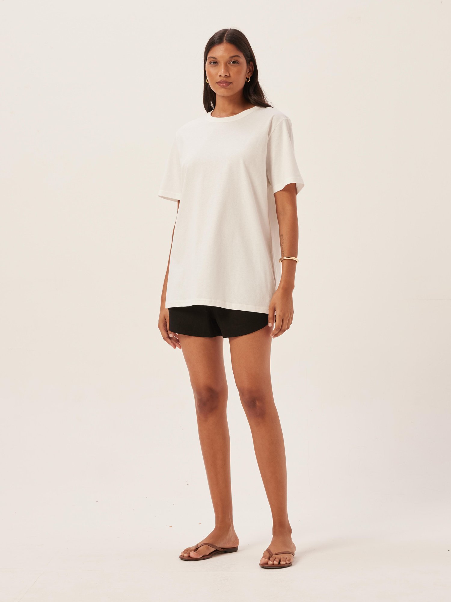 T Shirt Base Off White | PANÔ | Resortwear Carioca