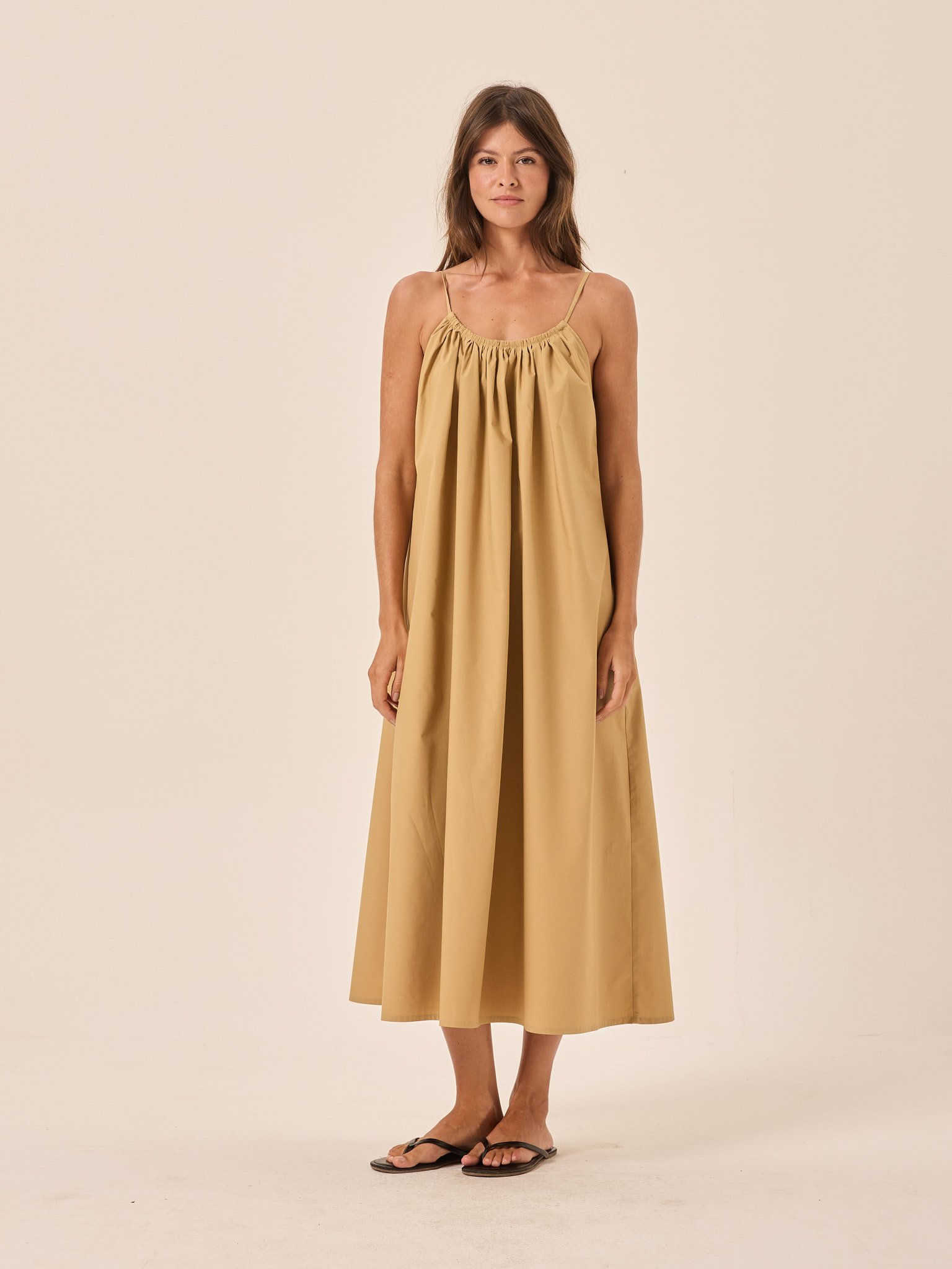 Vestido Lara Paper Deserto | PANÔ | Resortwear Carioca