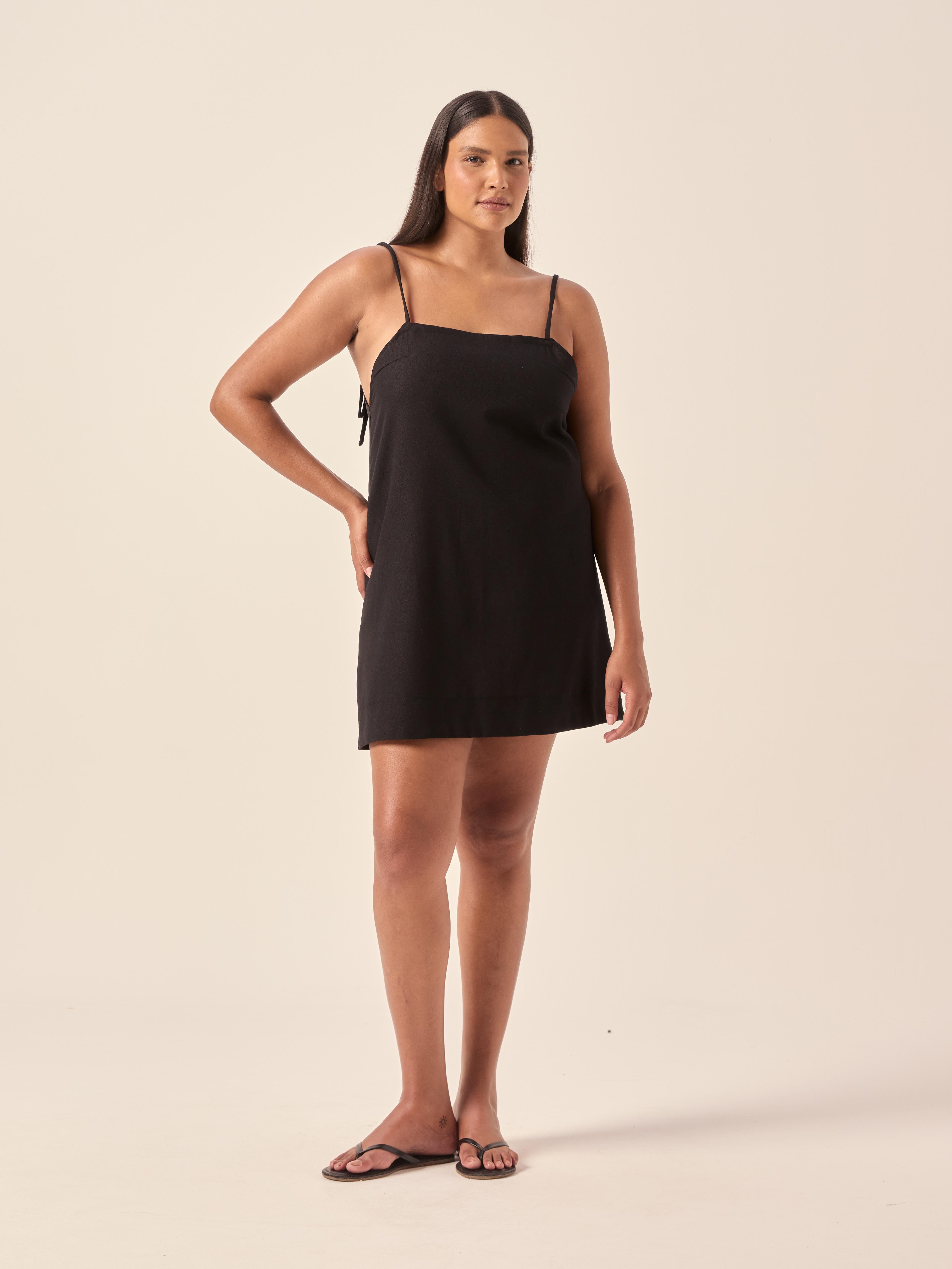 Blusa Nó Nalu Linho Preto | PANÔ | Resortwear Carioca
