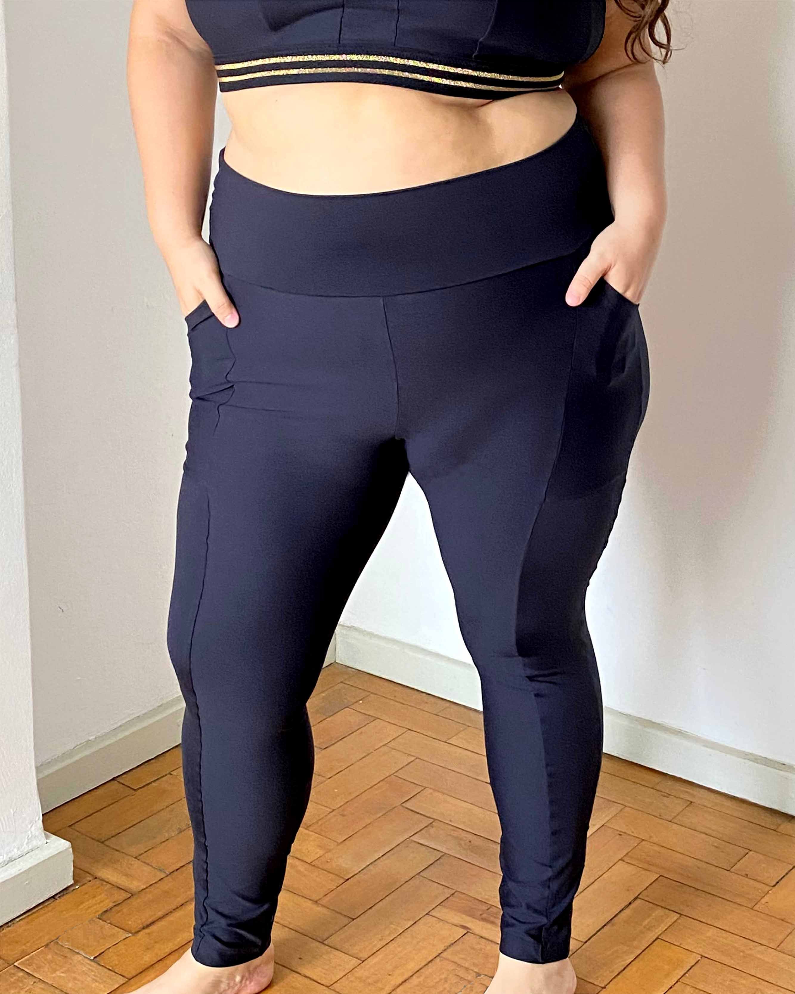 Calça legging com deals bolso na frente