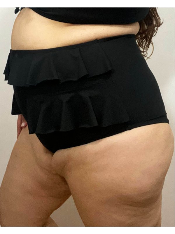 hot-pant-cintura-alta-feminina-plus-size-babado-preto-2