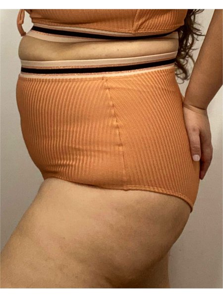 Hot Pant Cintura Alta Plus Size Pêssego Paola