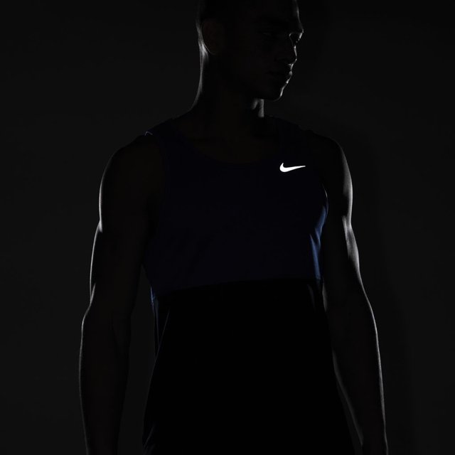 Nike breathe hot sale running tank